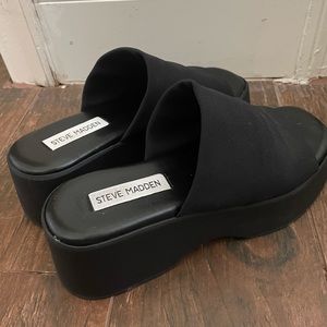 Steve Madden Platform Stretch Slides